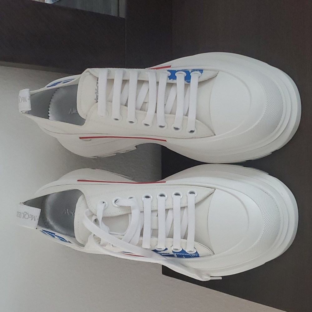 Alexander McQueen Men's Sneakers - Picture 5 of 11
